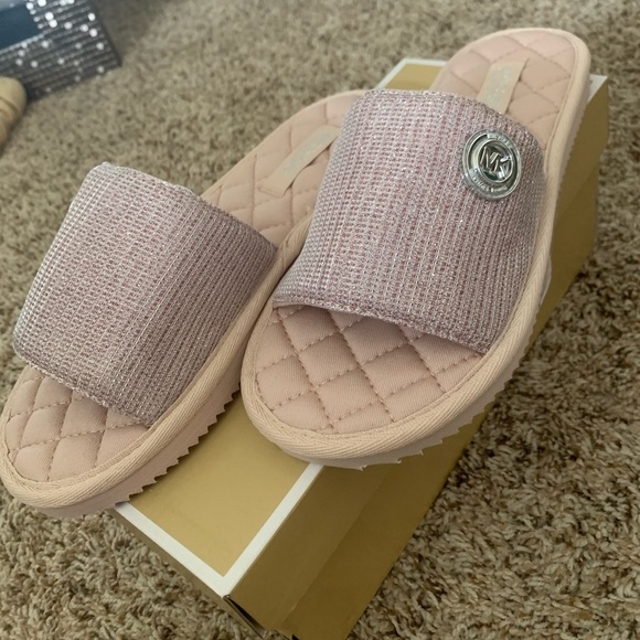 Michael Kors Slides - Picture 2 of 4